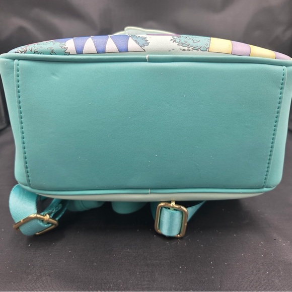 Robin Hood Loungefly Backpack - Picture 5 of 7